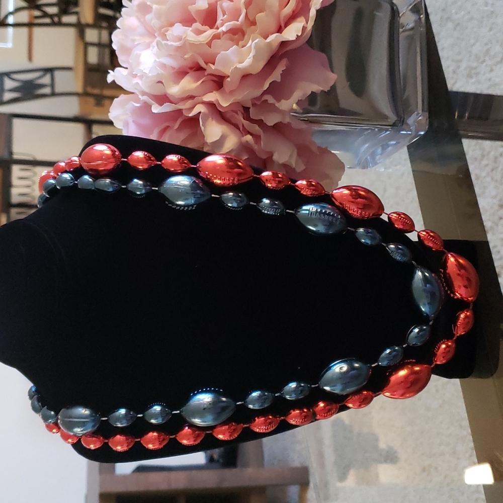 🌸10 for 20🌸 2 football game necklaces